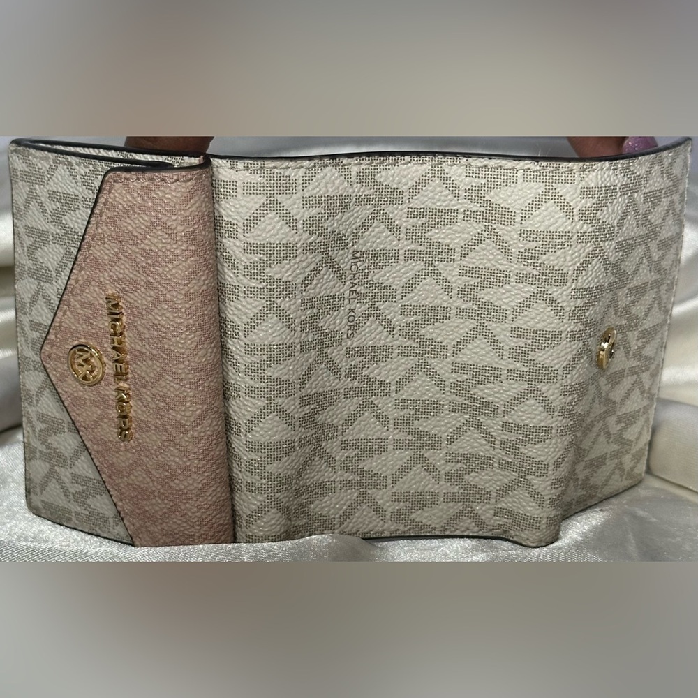Michael Kors Jet Set Charm Brown/Gold Envelope Tri-Fold Wallet, - Picture 7 of 9